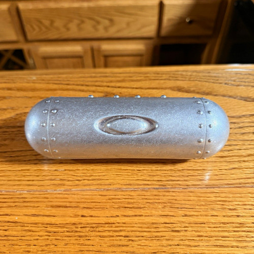 2000s oakley vault silver - oakley,
