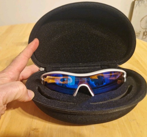 Oakley sunglasses hard - oakley,