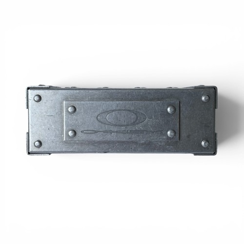 Oakley metal vault - metal,