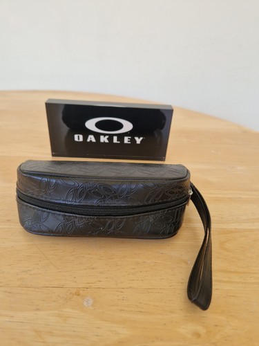 Oakley sunglasses protector - oakley,