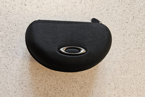 Oakley sunglasses clamshell