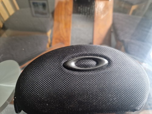 Oakley hard case - oakley,