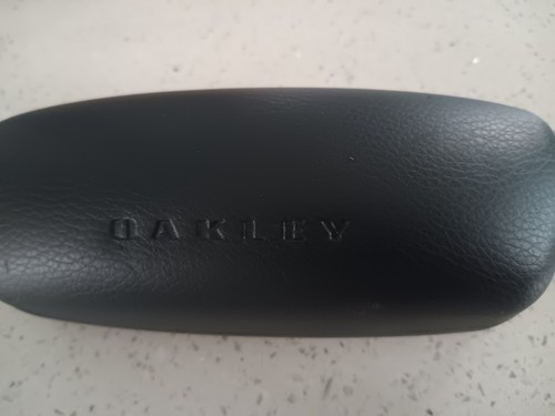 Oakley black hard case for - black,