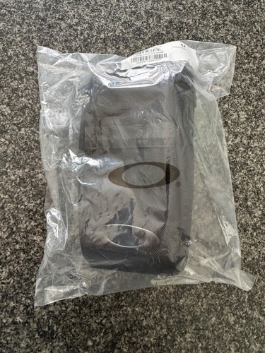Bnib genuine sealed oakley - genuine,