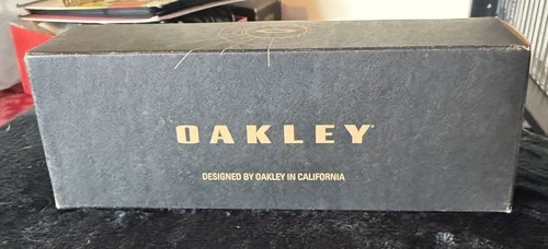 Oakley sunglasses glasses - oakley, sunglasses/glasses