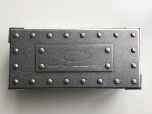 1995 vintage oakley - vintage, the